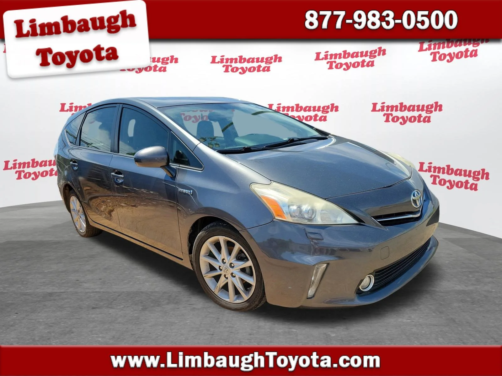 2012 Toyota Prius v Five's photo