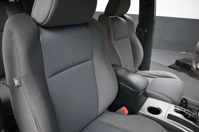 Used 2013 Red Toyota Base image 31