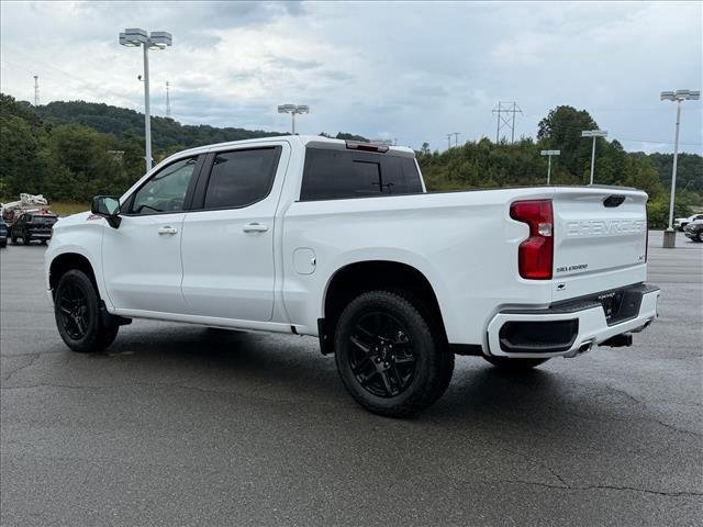 New 2026 Summit White Chevrolet RST image 3