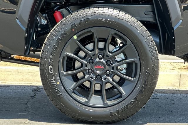 New 2026 Midnight Black Metallic Toyota  SR5 image 24