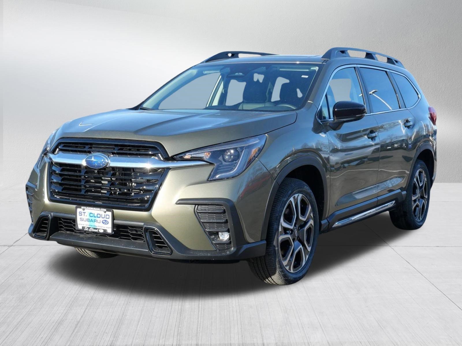 New 2026 AUTUMN GREEN METALLIC Subaru Limited 7-Passenger image 2