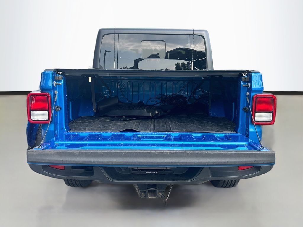 Used 2023 Blue Jeep Sport S image 5