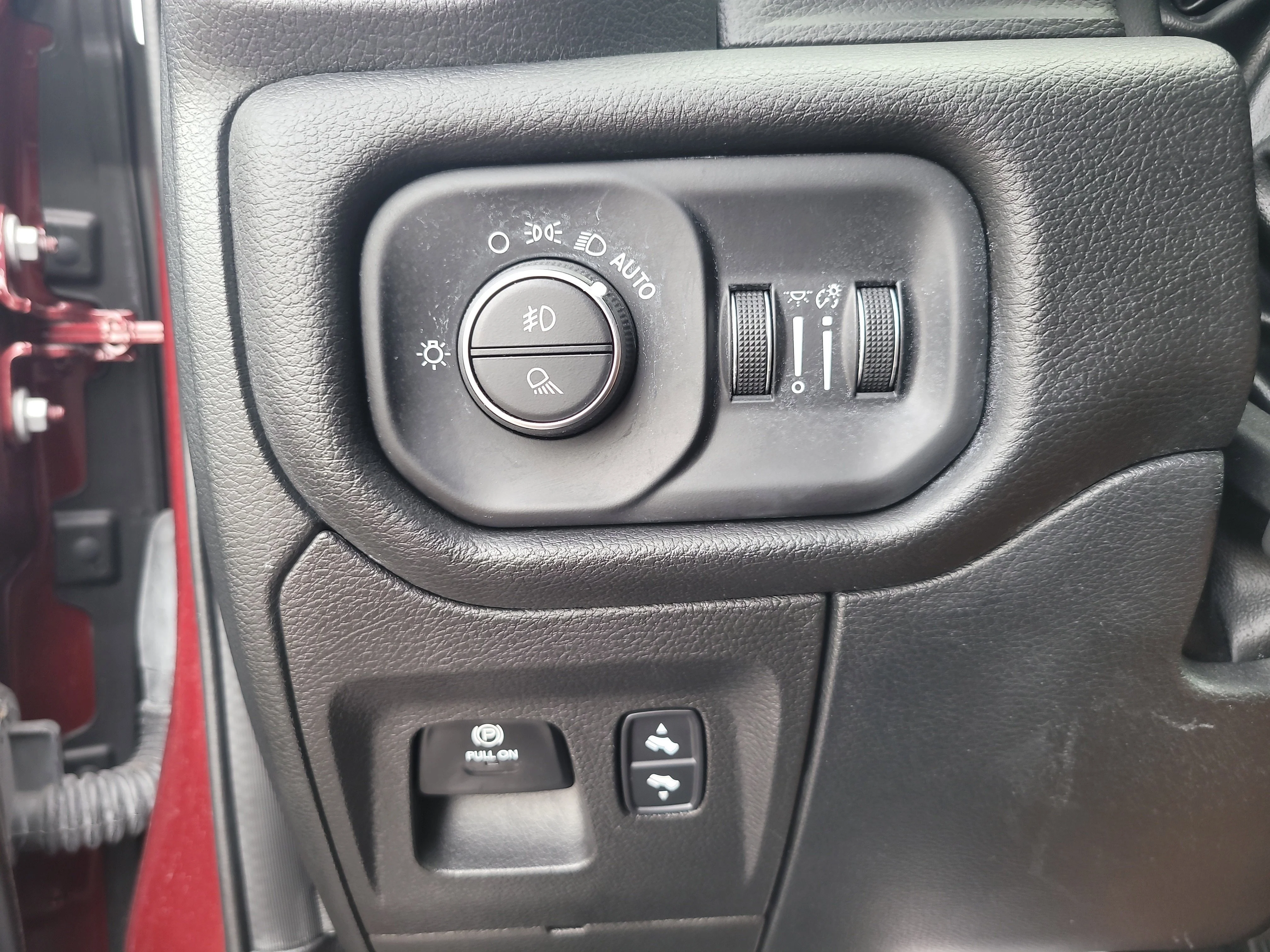 Used 2022 Delmonico Red Pearlcoat Ram Laramie image 30