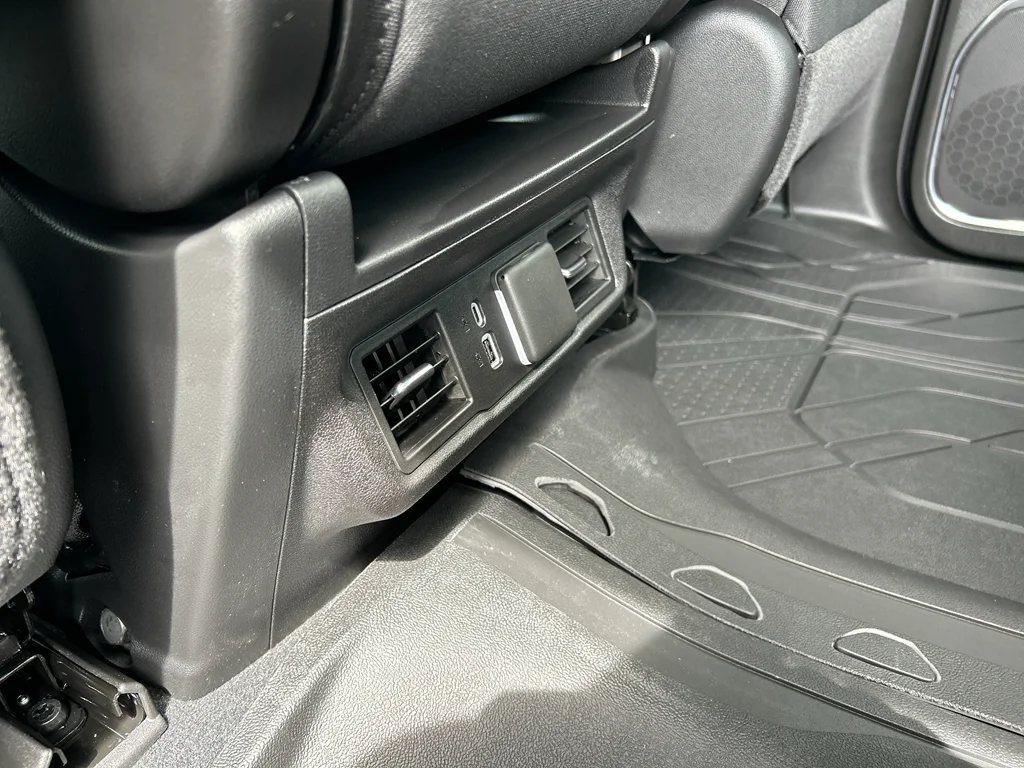 2026 Chevrolet Silverado 1500 RST - Photo 9