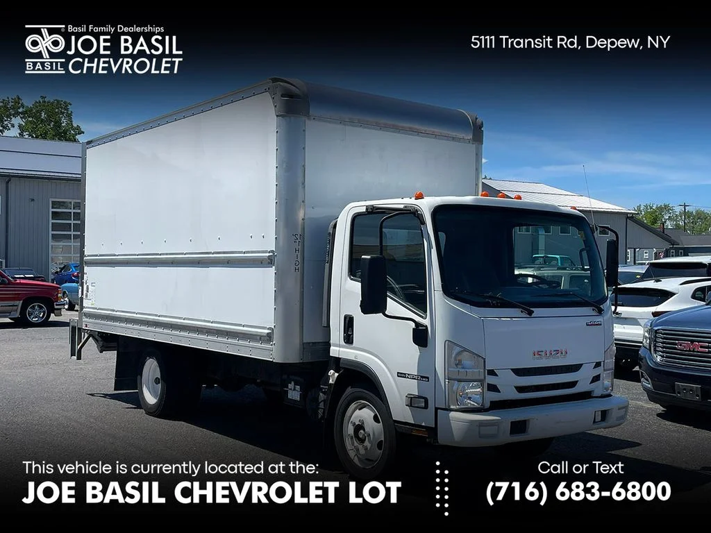 Used 2021 White Isuzu  image 1