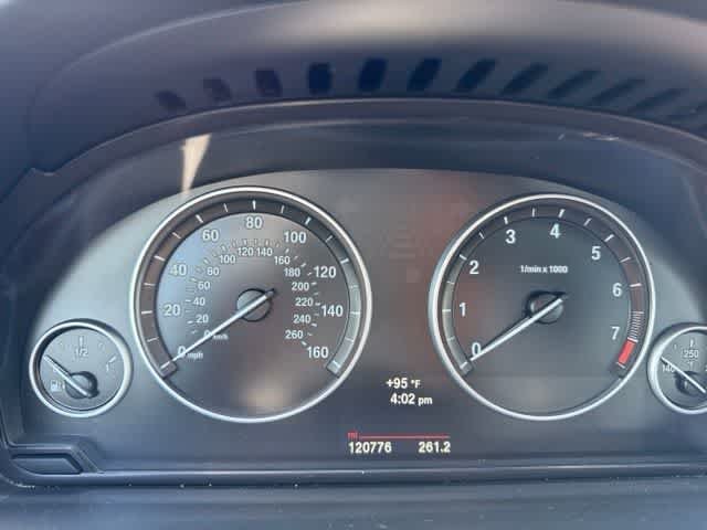 Used 2014  BMW 528i xDrive image 15