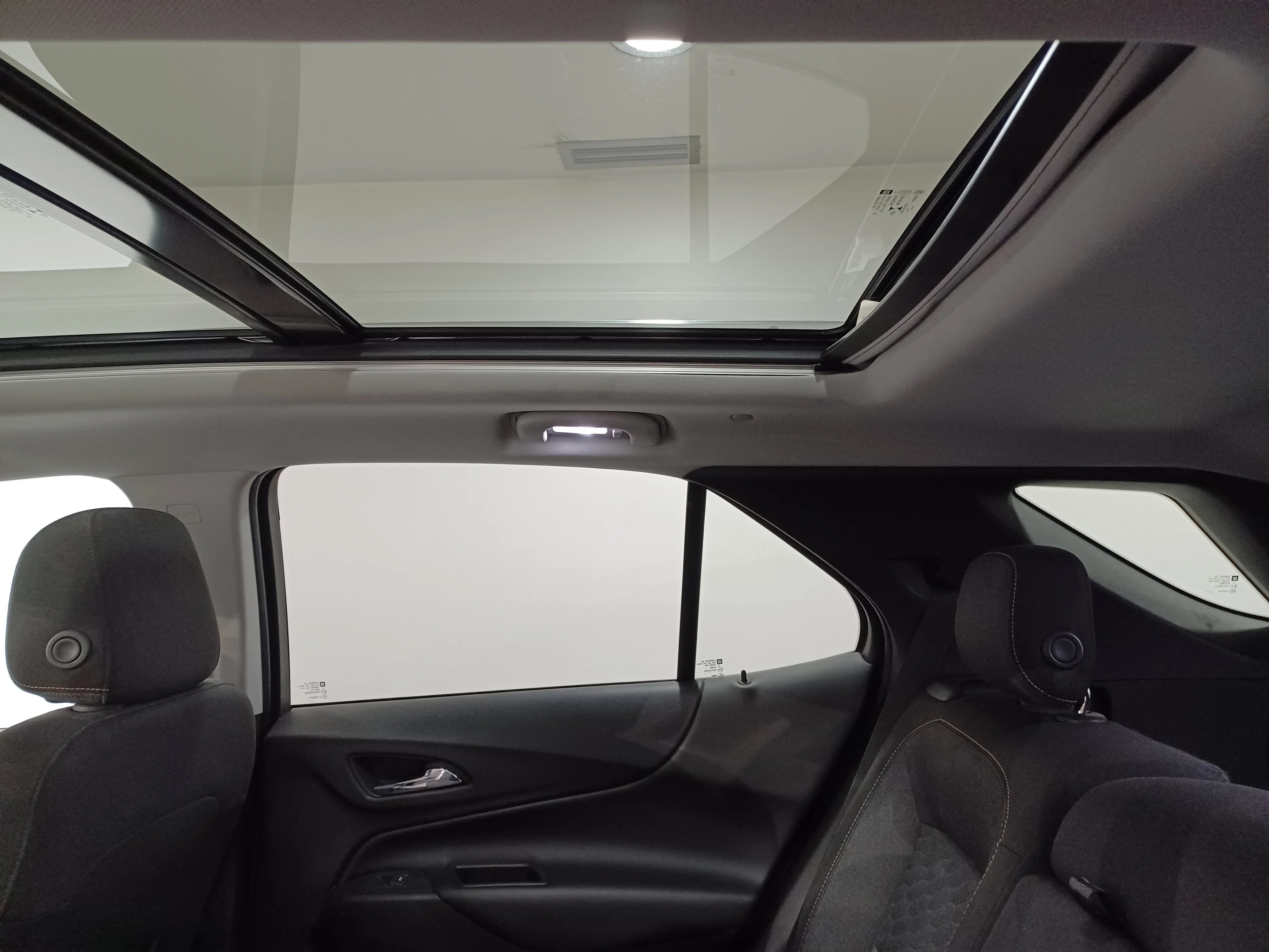 Certified Used 2018 Silver Ice Metallic Chevrolet LT AWD*Remote Start | Htd Seats | Pano Roof | Blind Spot Detection | Apple CarPlay | Roof Rails image 13