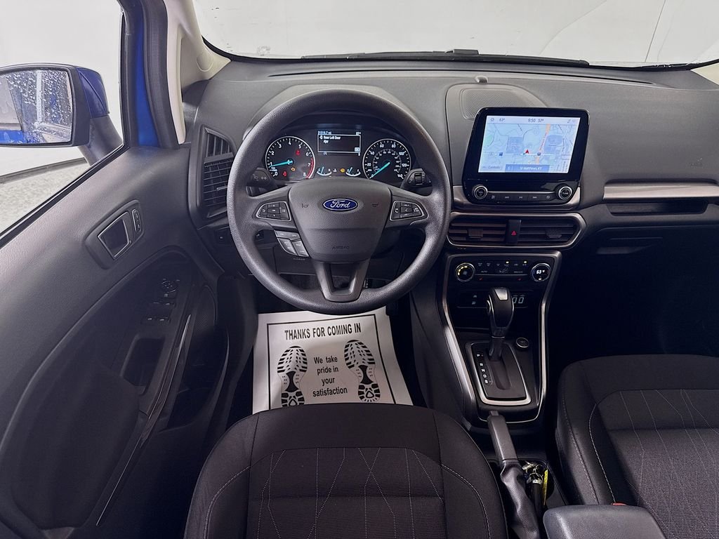 Used 2022 Lightning Blue Metallic Ford SE image 3