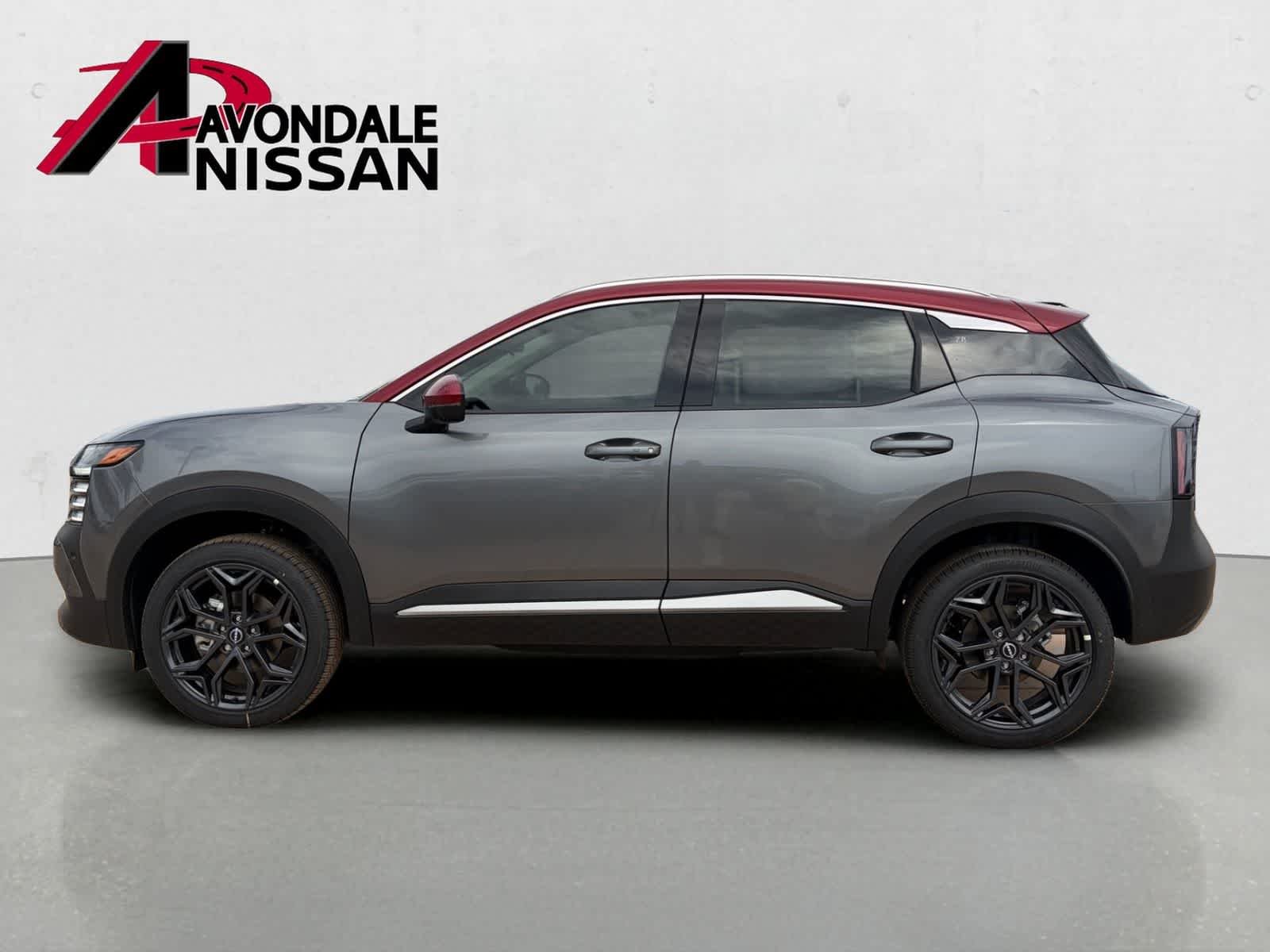 New 2026 Gun Metallic / Scarlet Ember Tintcoat Two-tone Nissan SR image 4