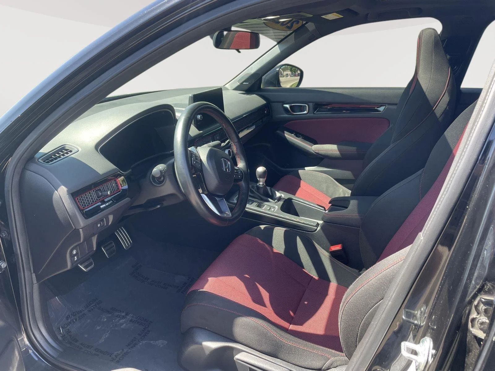 Used 2024 Crystal Black Pearl Honda SI image 3