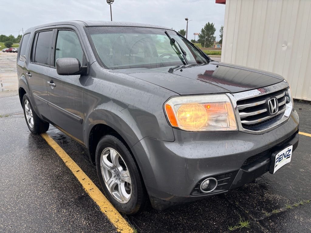 Used 2012  Honda EX-L image 1