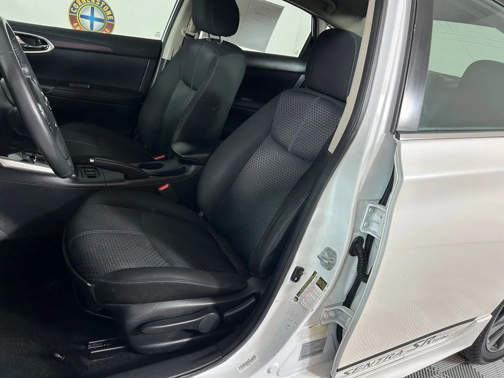 Used 2017 White Nissan SR image 10