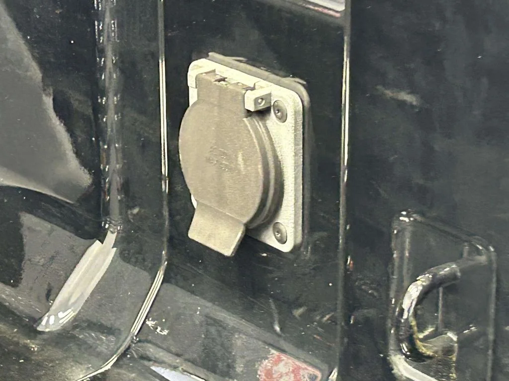 Used 2025 Black Chevrolet Z71 image 12