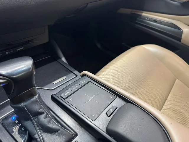 Used 2020 Matador Red Mica Lexus 350 image 39
