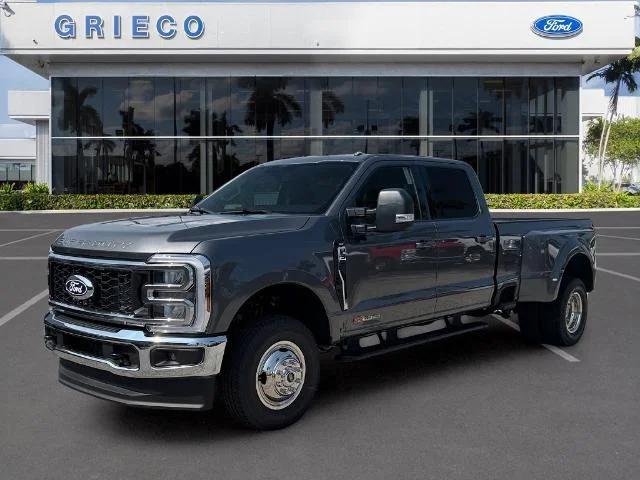 New 2027 Carbonized Gray Metallic Ford F-350® XLT image 21