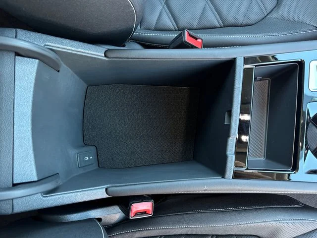 New 2026 Deep Black Pearl Volkswagen SE w/Technology image 23