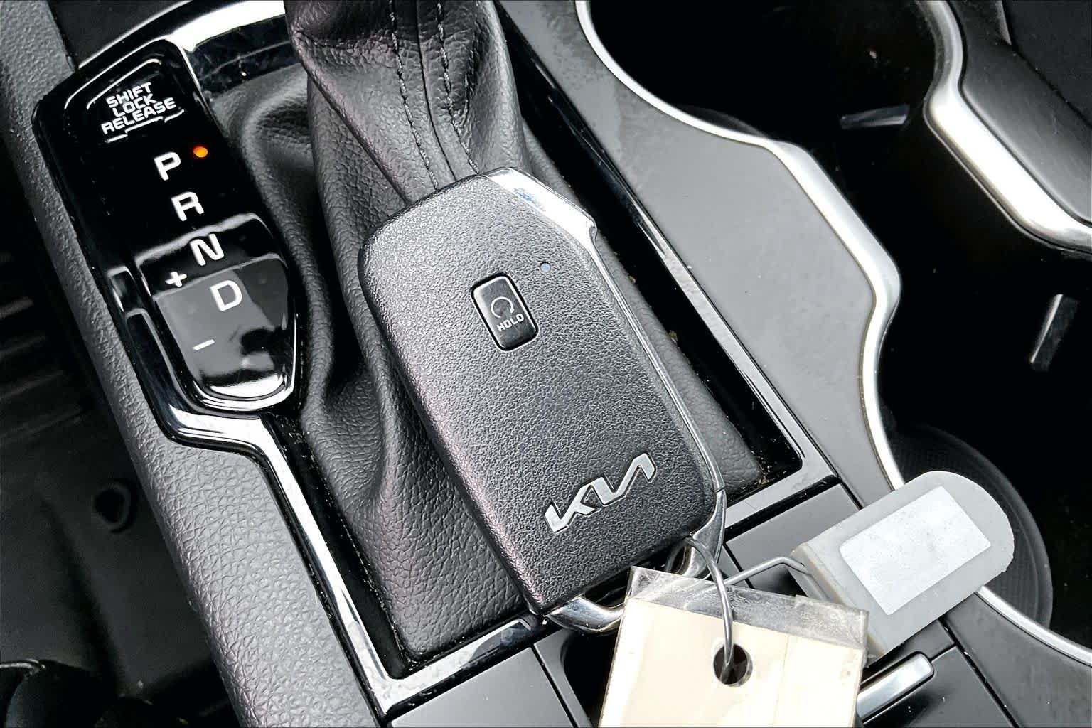Certified Used 2024 Glacial White Pearl Kia GT-Line image 15