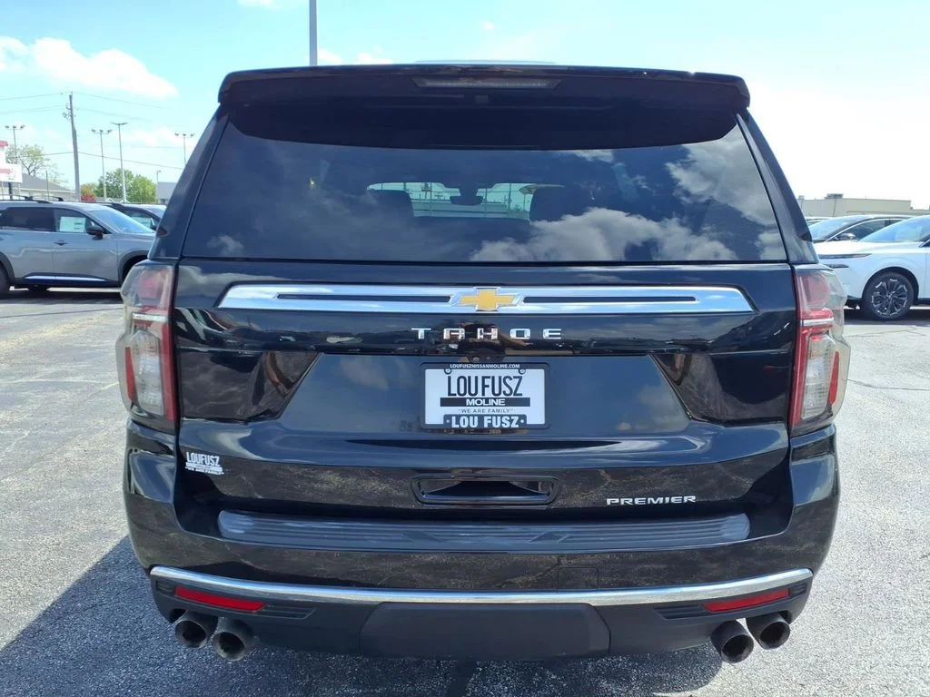 Used 2021 Black Chevrolet Premier image 27