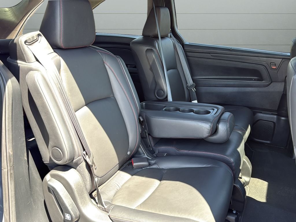 Used 2023  Honda Sport image 15