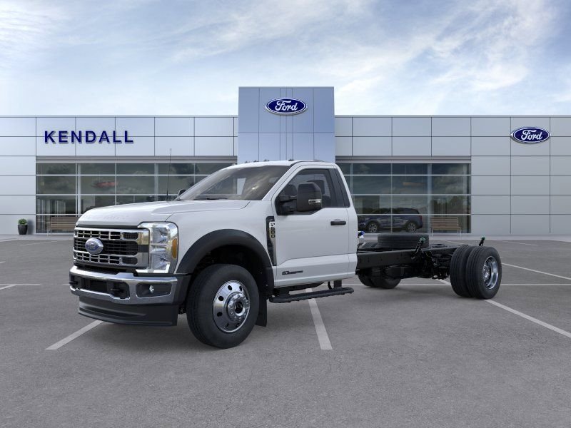 2026 Ford F-600 XLT 4x4 Regular Cab 205-In DRW's photo