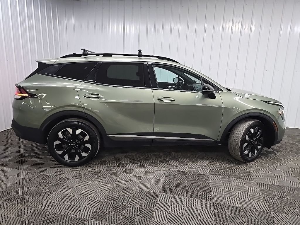 Used 2023 Green Kia X-Line image 2