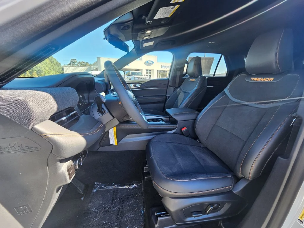 New 2027 Avalanche Gray Ford Tremor® image 4