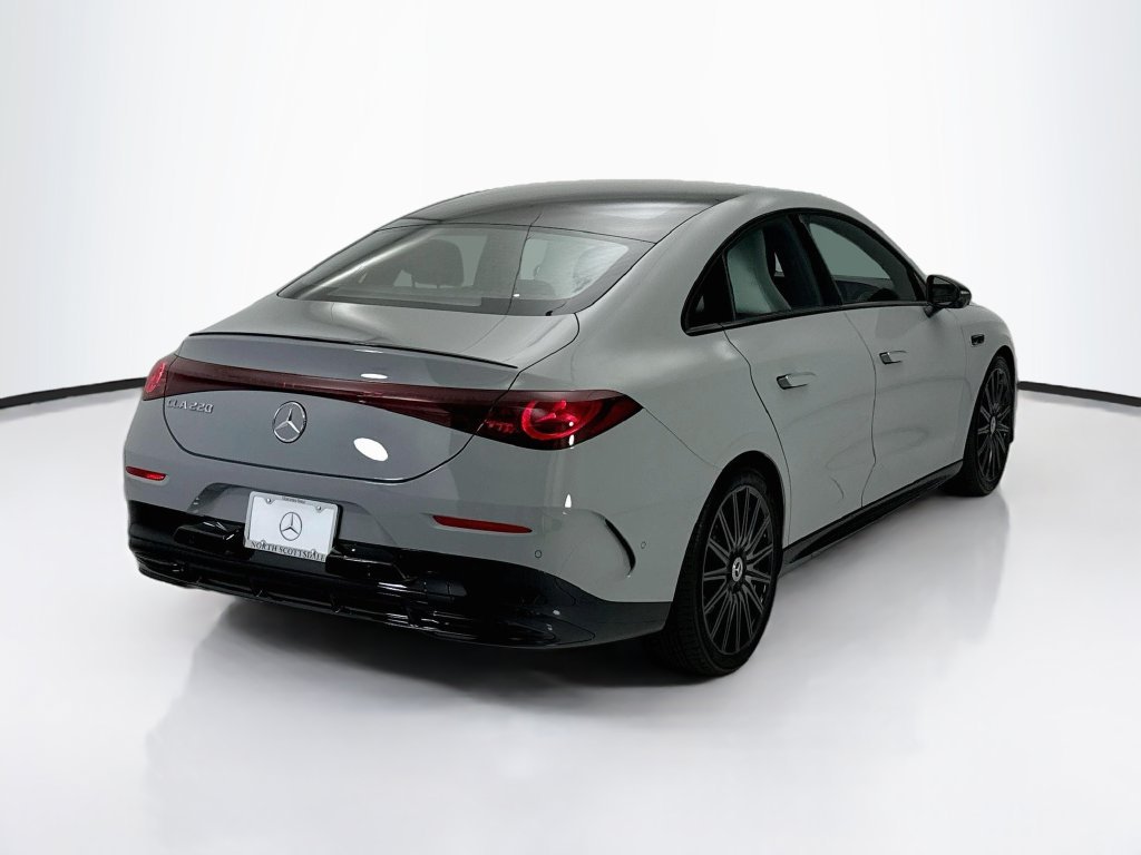 New 2027 MANUFAKTUR Alpine Grey Mercedes-Benz CLA 220 image 5