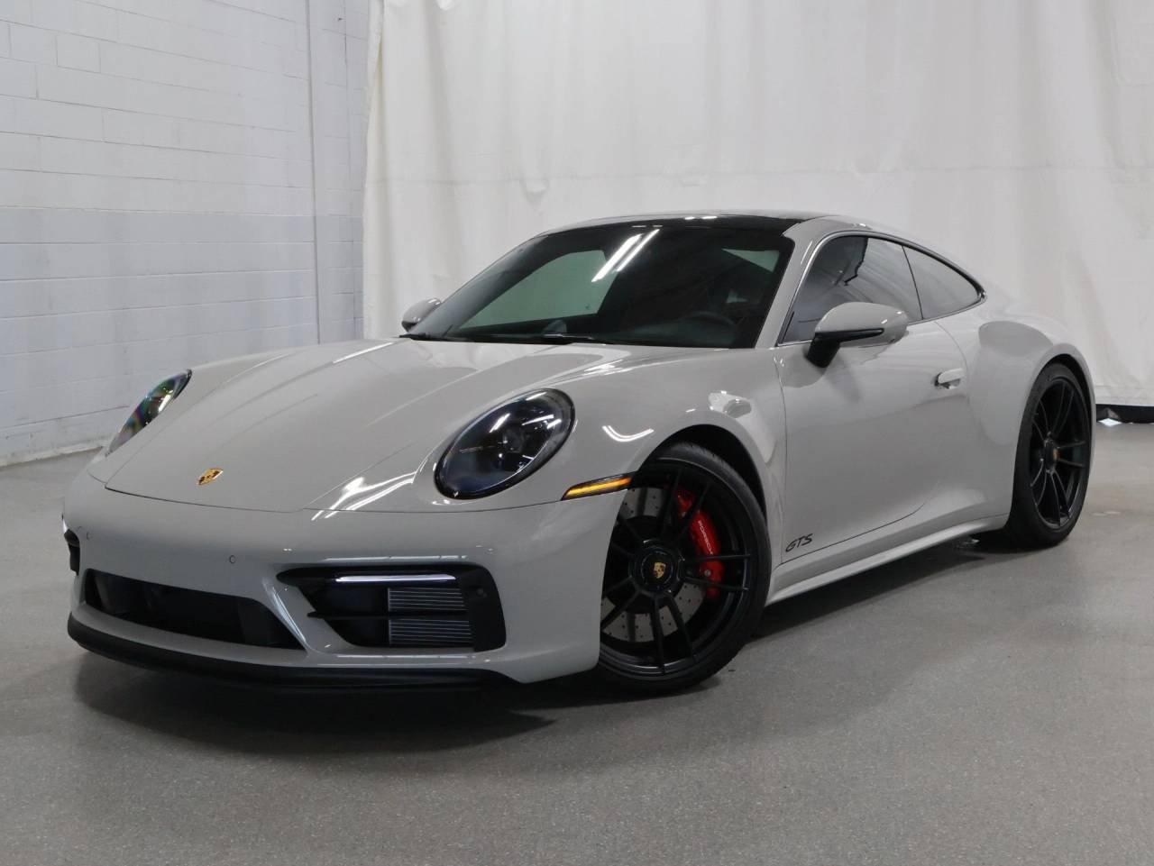 2024 Porsche 911 Carrera GTS
