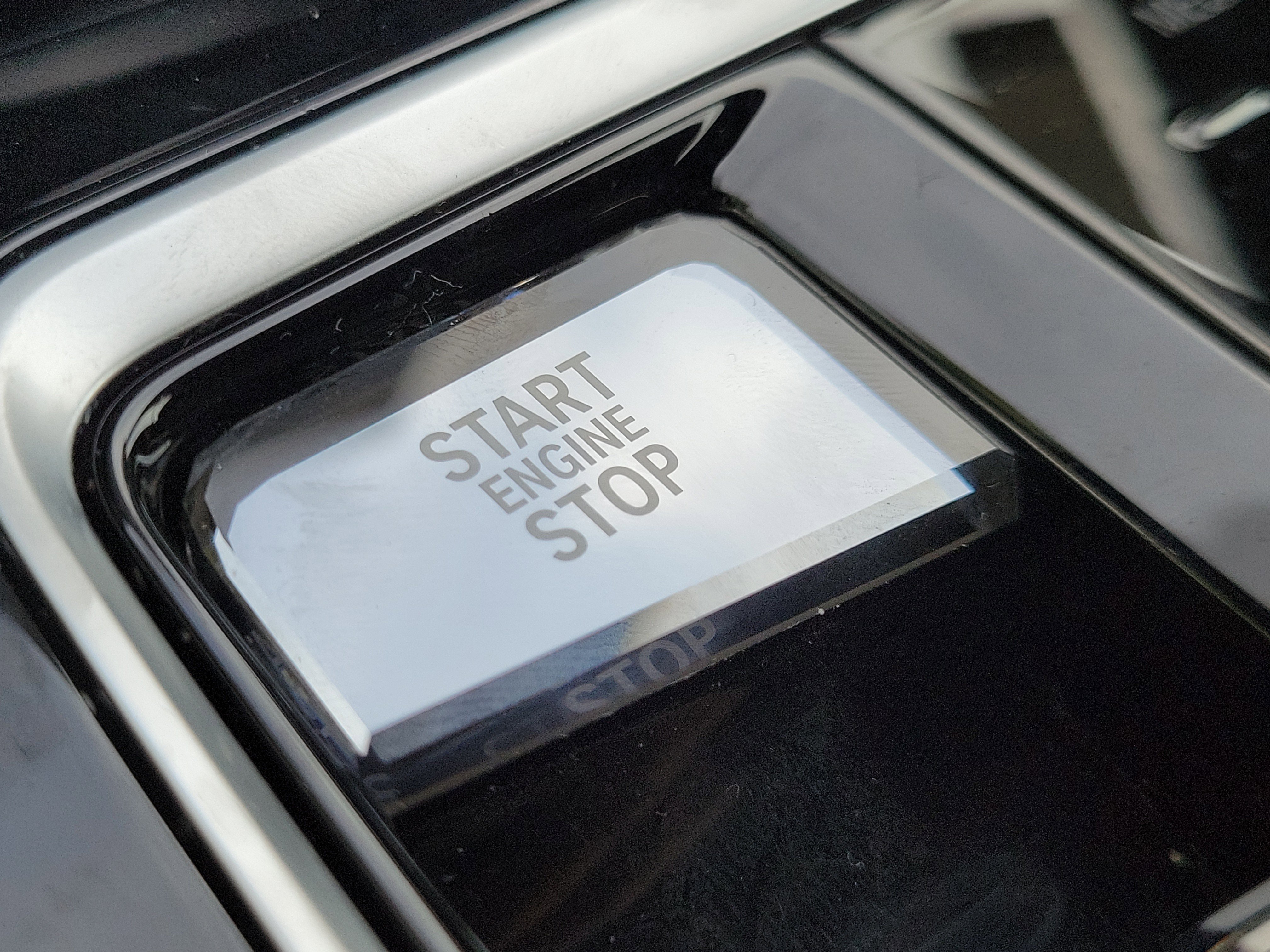 Used 2023 Dravit Grey Metallic BMW 760i xDrive image 32