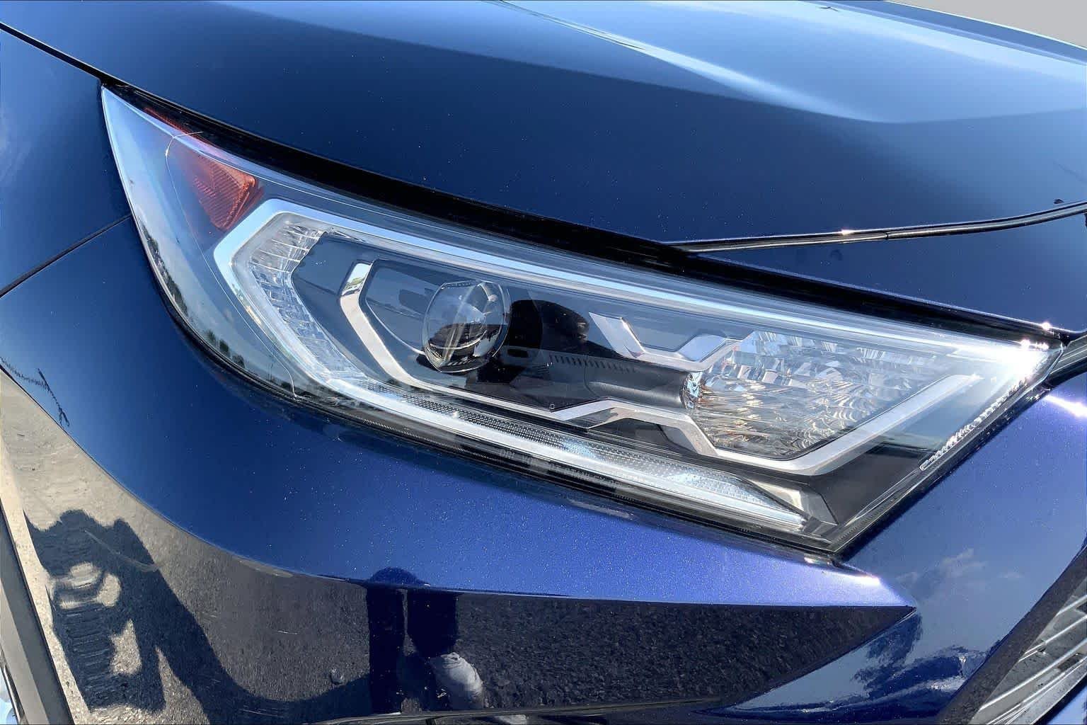 Certified Used 2021 Blueprint Toyota Hybrid XLE image 27
