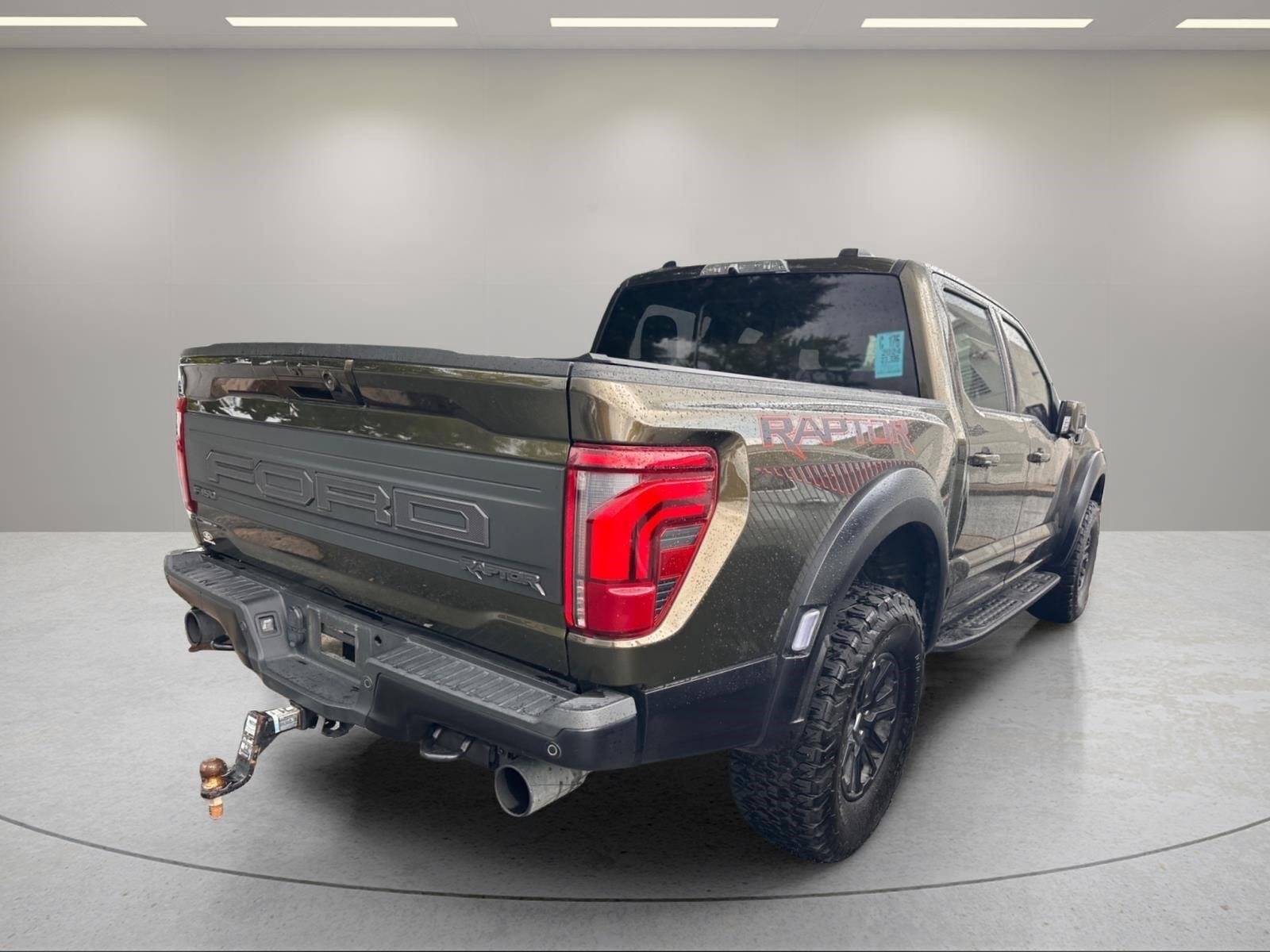 Used 2024 Shelter Green Ford Raptor image 14
