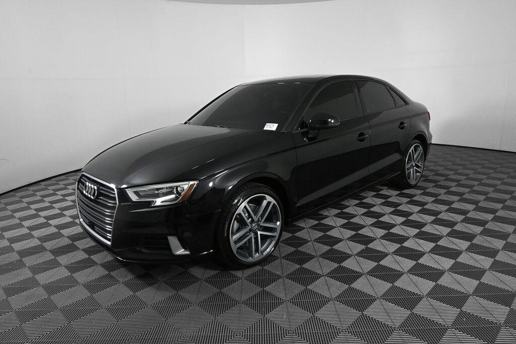 Used 2018 Brilliant Black Audi Premium image 1
