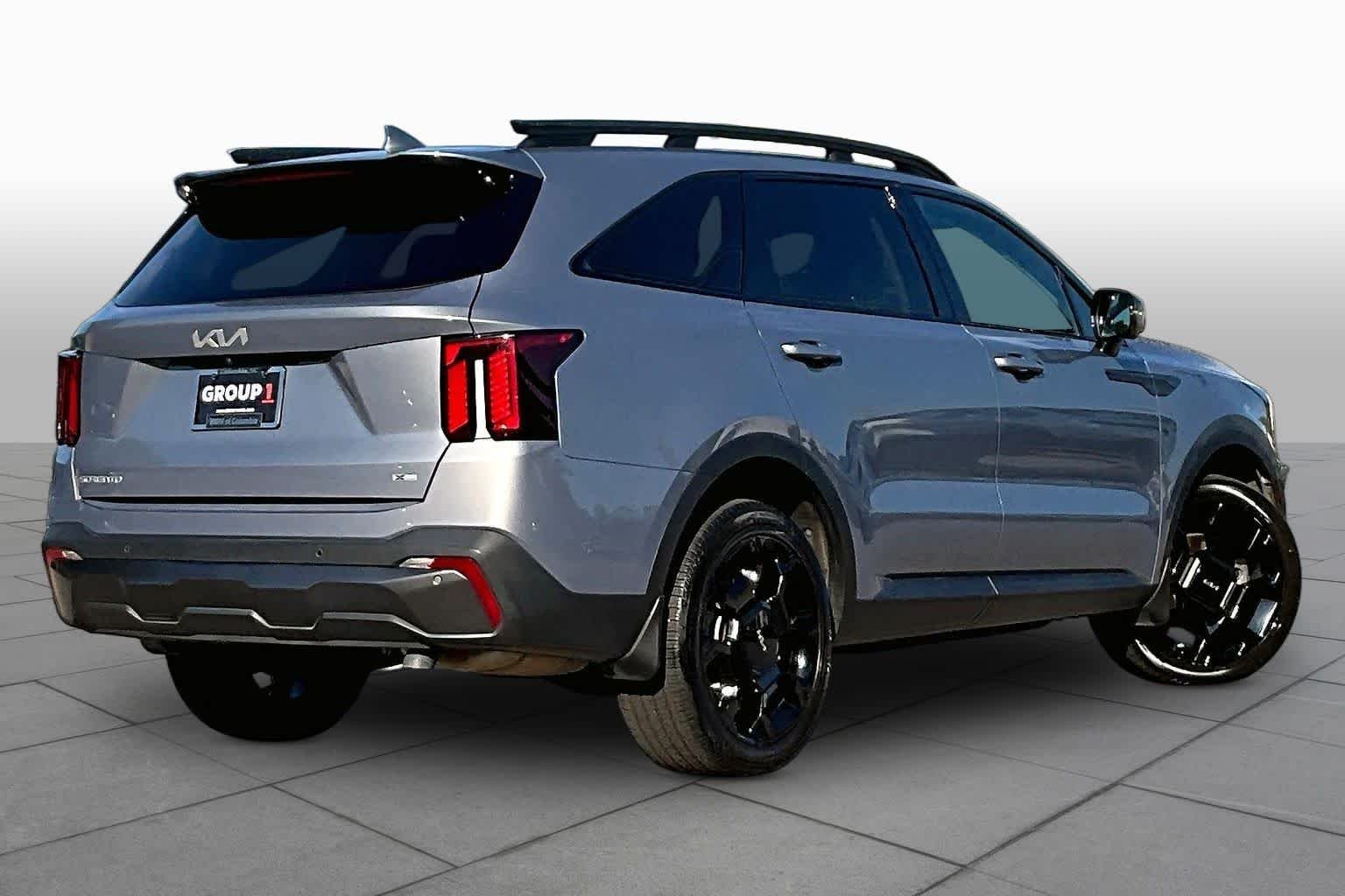 Used 2024 Everlasting Silver Kia X-Line SX image 12