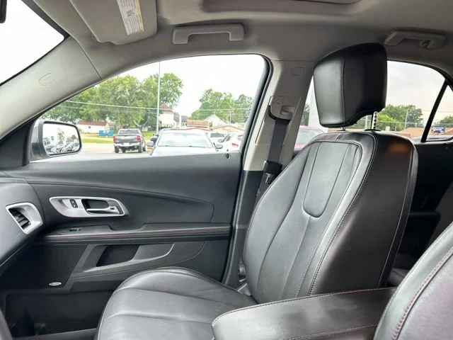 Used 2015 White Chevrolet LTZ image 29