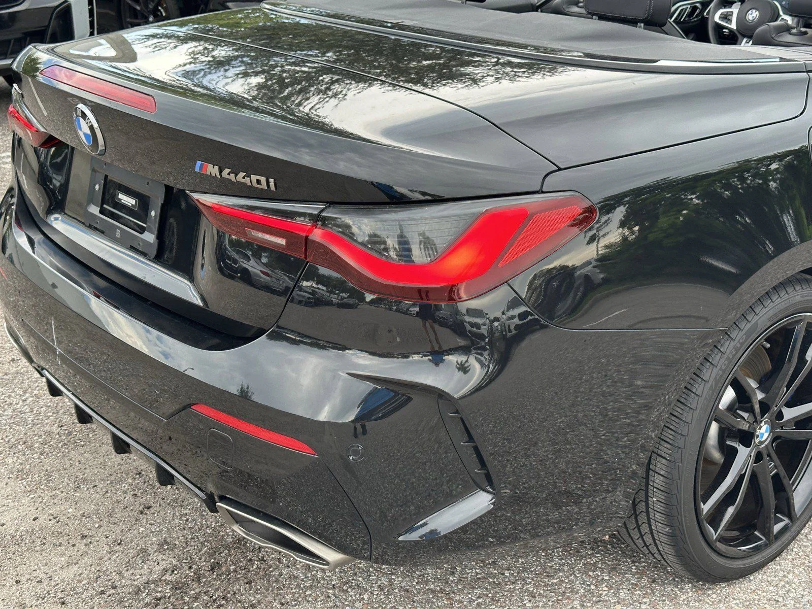 Certified Used 2023 Black Sapphire Metallic BMW M440i xDrive image 29