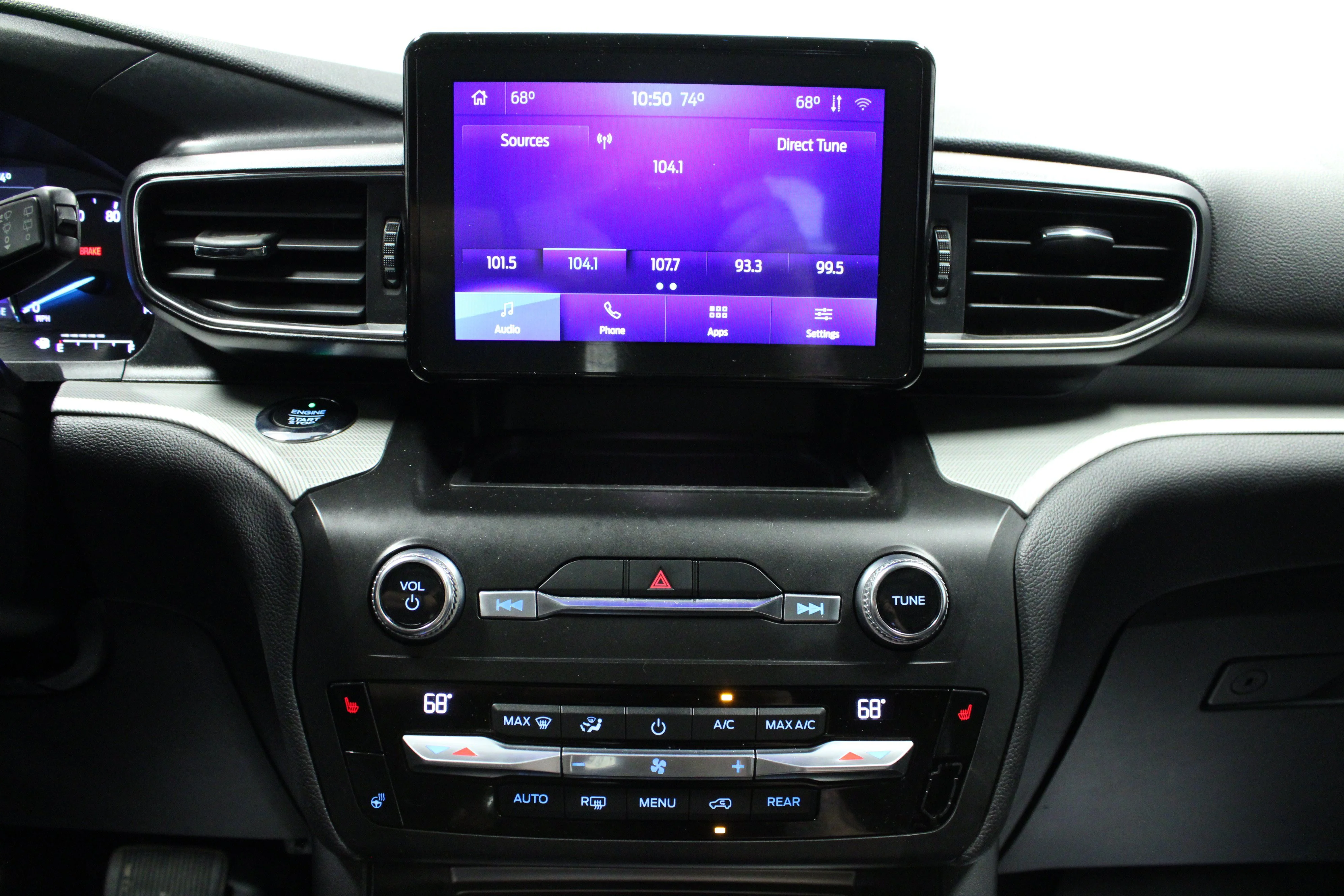 Used 2020 Black Metallic Ford XLT image 23
