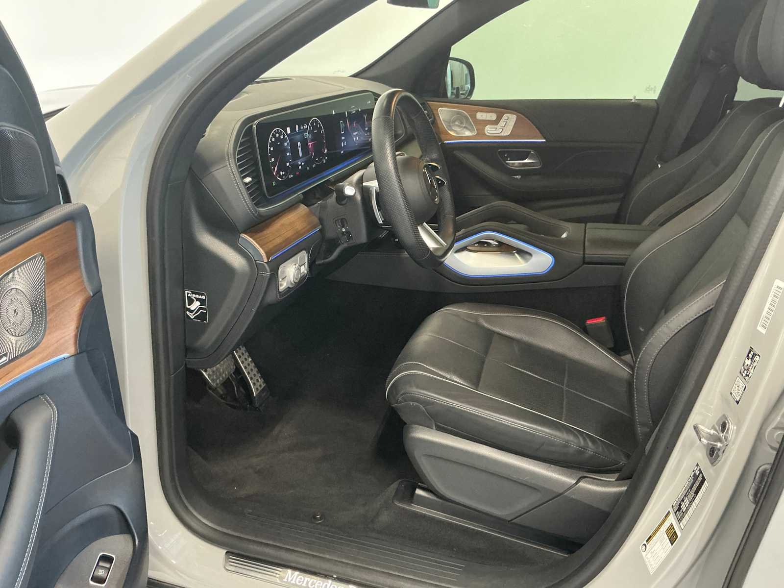 Certified Used 2024 MANUFAKTUR Alpine Grey Mercedes-Benz GLS 580 image 10