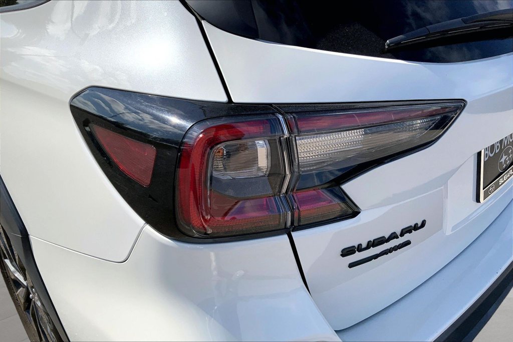 Used 2023 White Subaru Onyx Edition image 22