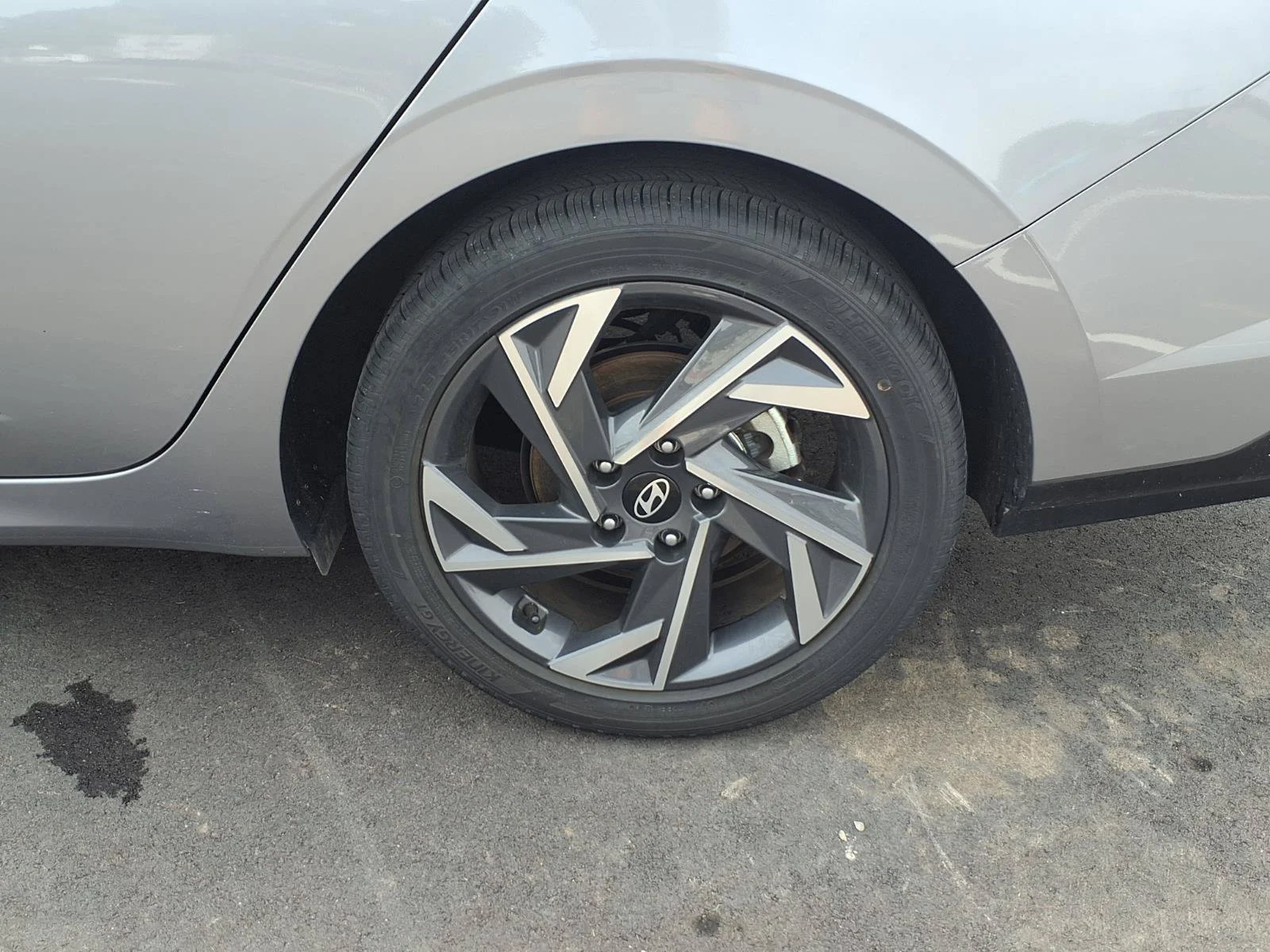 Used 2025 Fluid Metal Hyundai SEL Convenience image 20