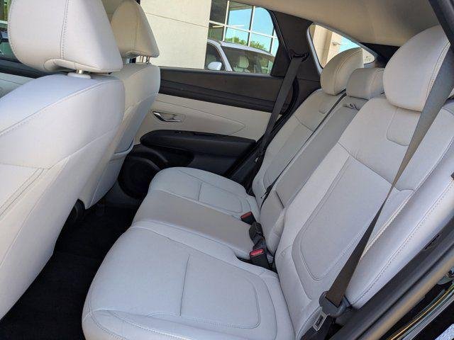 New 2026 Shimmering Silver Hyundai SE FWD image 37