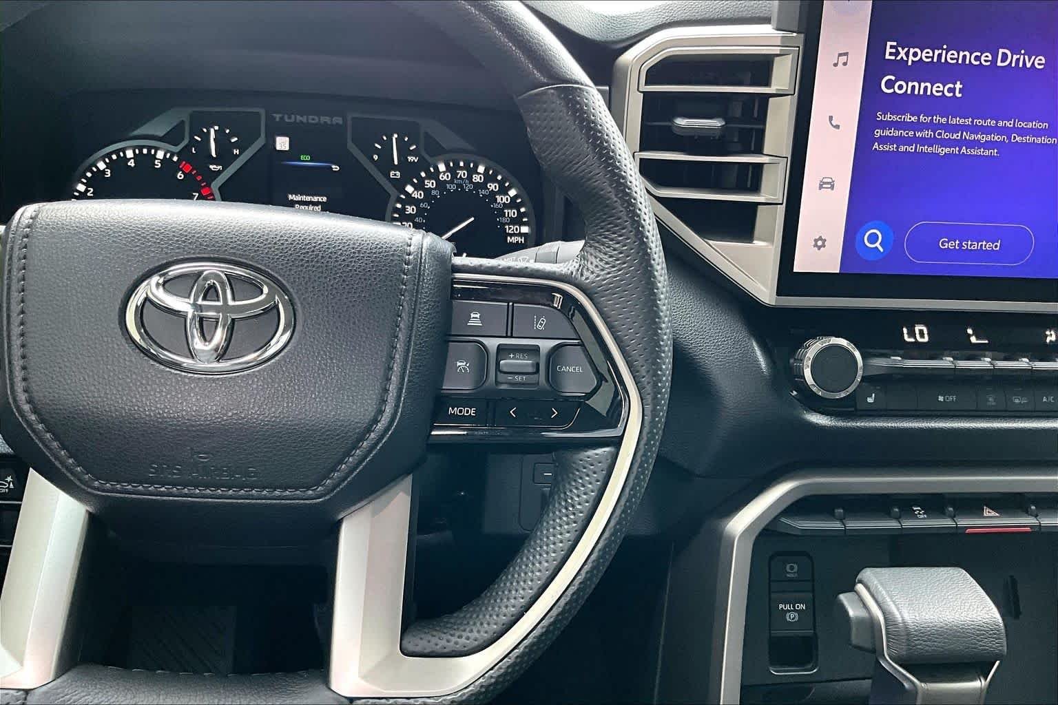 Used 2024 Ice Cap Toyota SR5 image 25