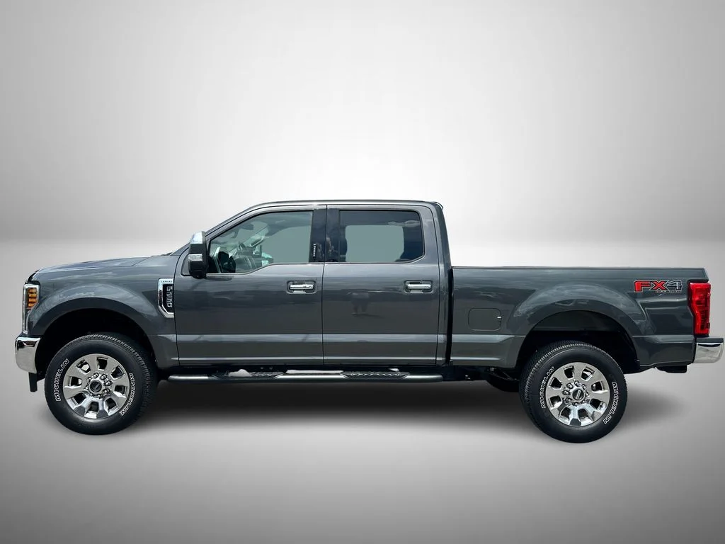 Used 2019 Gray Ford Lariat image 5