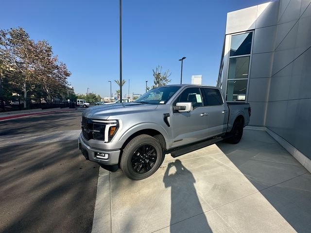 2025 Ford F-150 Platinum - Photo 37