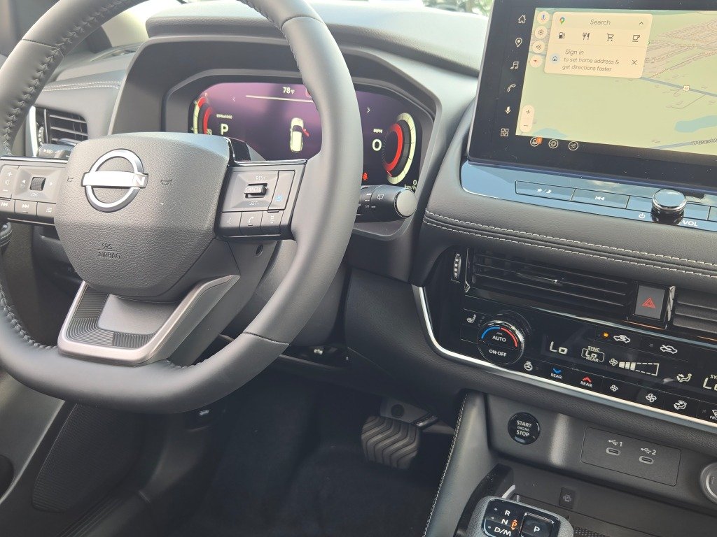 New 2026 Super Black Nissan Platinum image 7
