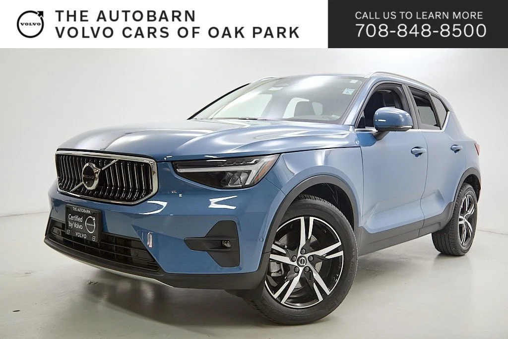 2023 Volvo XC40 B5 Plus Bright AWD's photo