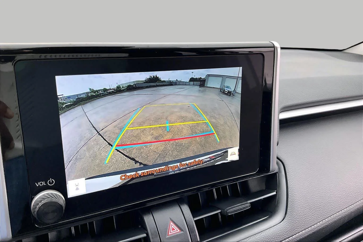 Used 2025 Ice Cap Toyota XLE image 19