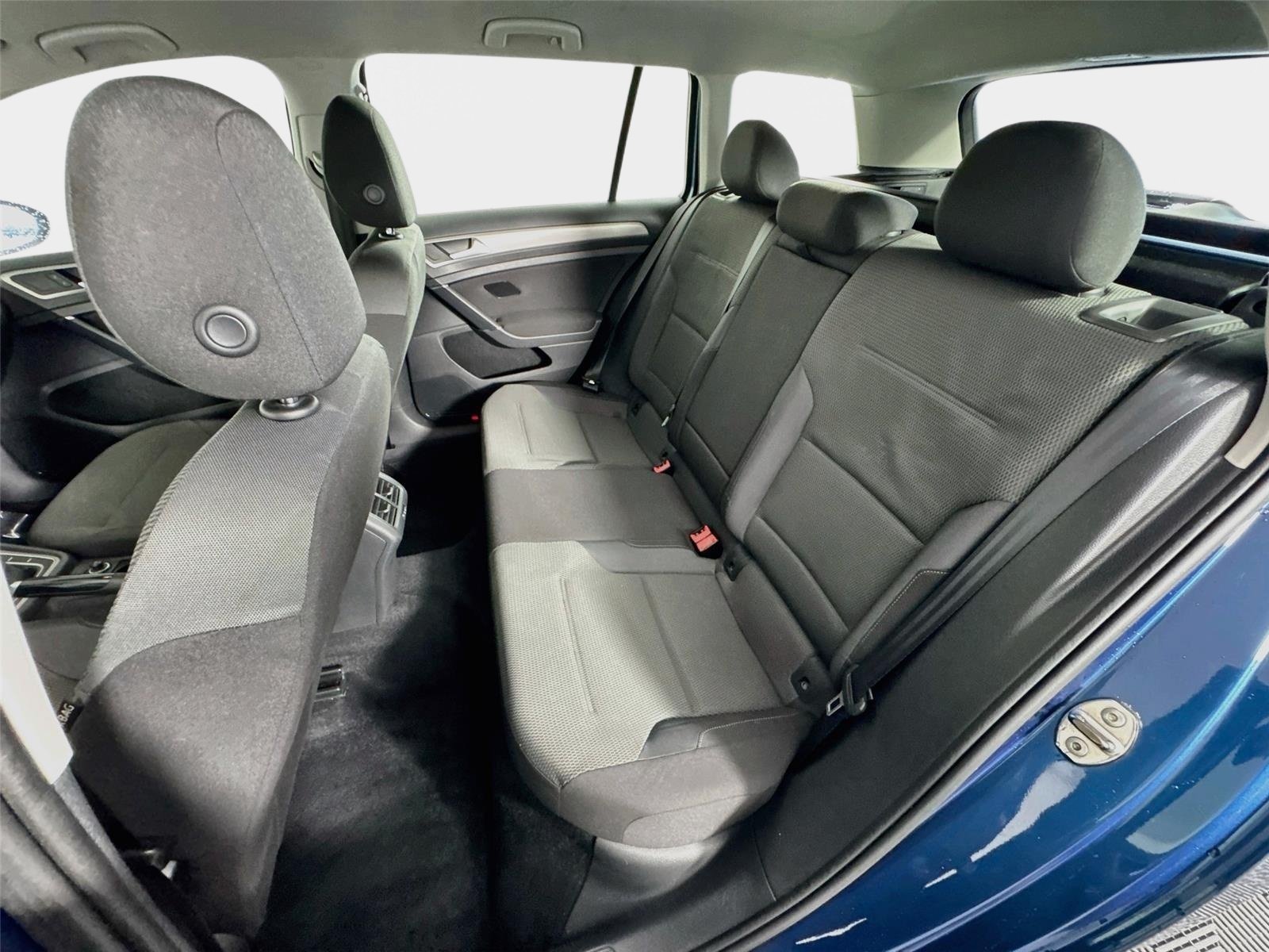 Used 2017 Silk Blue Metallic Volkswagen S image 20