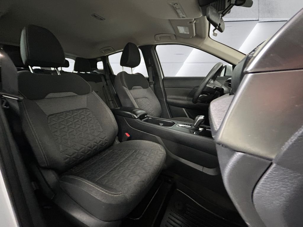Used 2025 White Nissan SV image 14