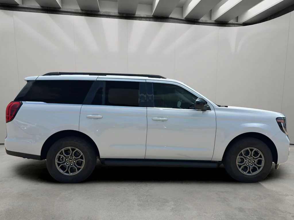 New 2025 Space Silver Metallic Ford Active image 6