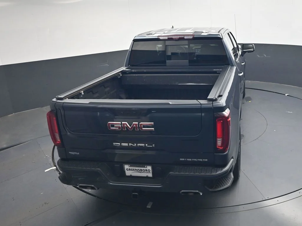 Used 2022 Blue GMC Denali image 28